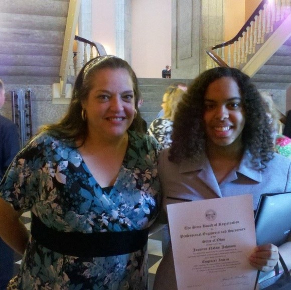 Meet your Posher, Donna - Picture 1 of 1